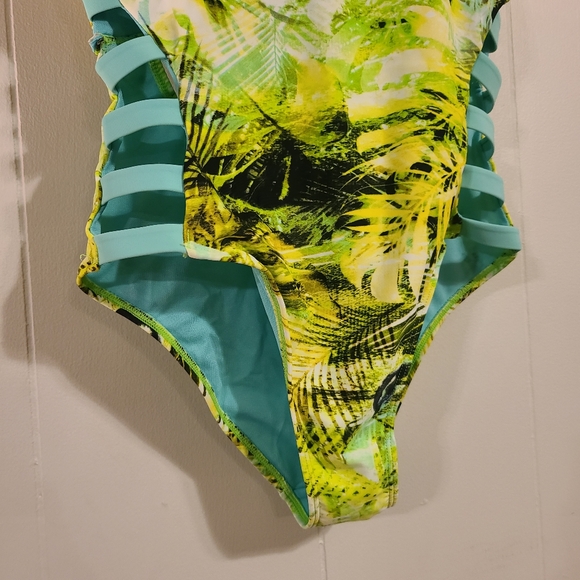 5/$10 NWOT Coral Tropics by Apollo one piece strappy open back swimsuit - Picture 2 of 9